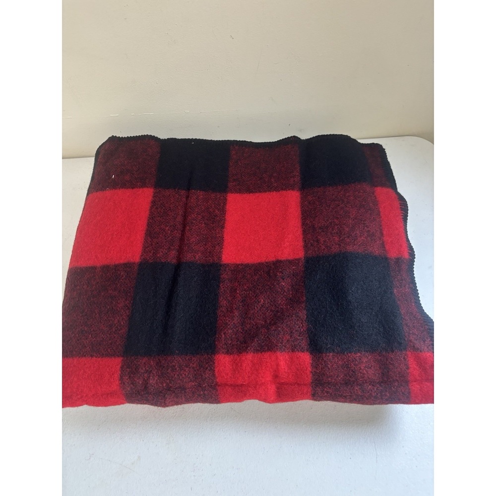 Marlboro Country Store Red Buffalo Plaid Wool Throw Blanket 72"x58"